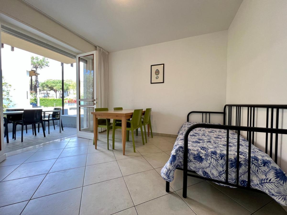 Prassitele Apartments Lignano Sabbiadoro Exterior photo
